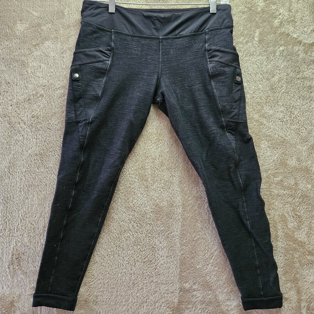 Lululemon Leggings Denim-like Material w/Side Pockets Black Capri Pants Size 10